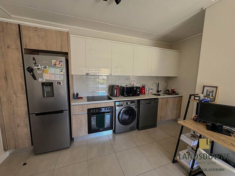 To Let 1 Bedroom Property for Rent in Richwood Western Cape